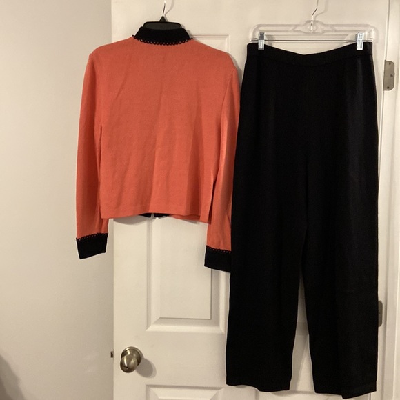 St John Collection Jacket and Pants excellent condition - Picture 13 of 17